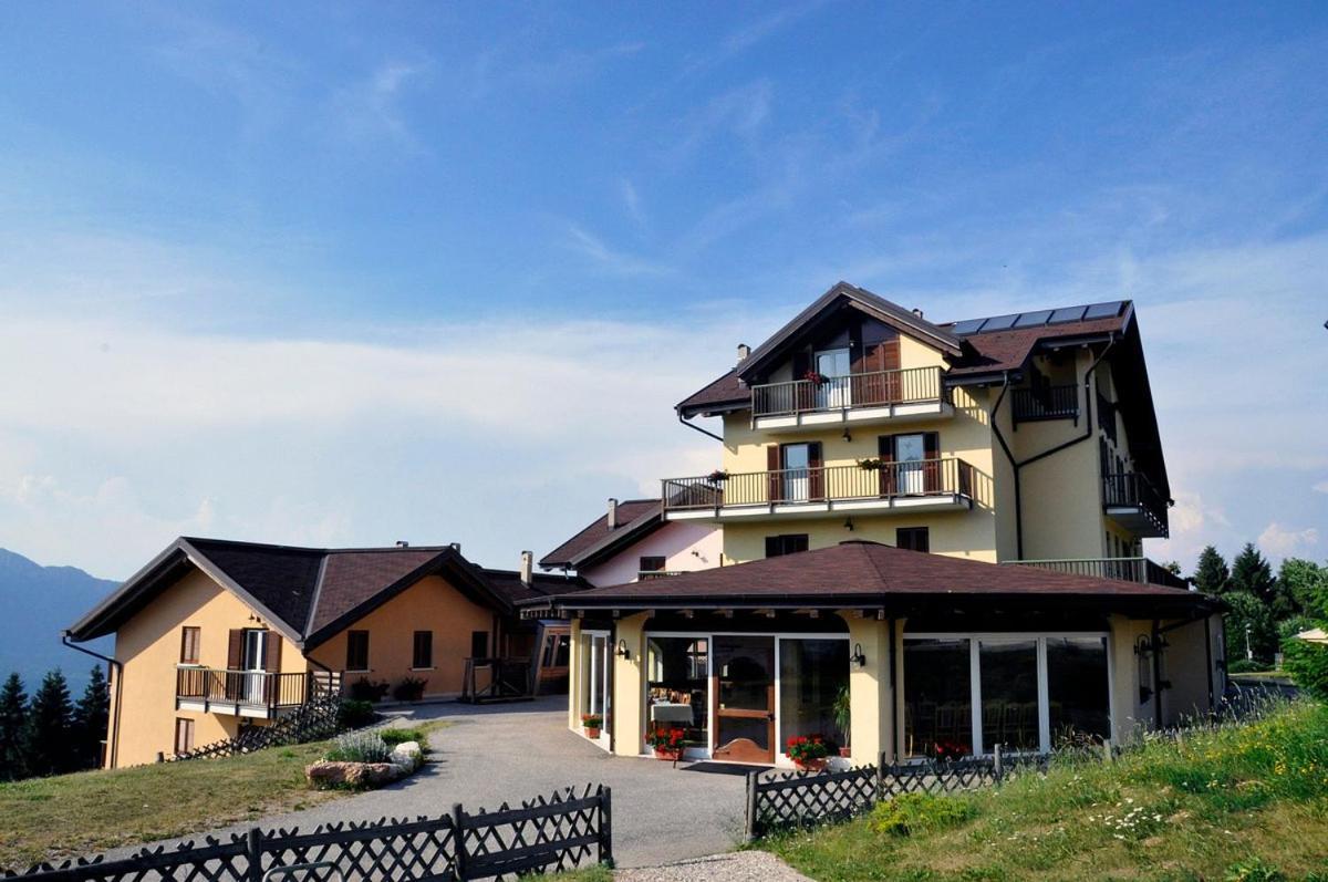 Hotel Residence Bellavista Brentonico Extérieur photo